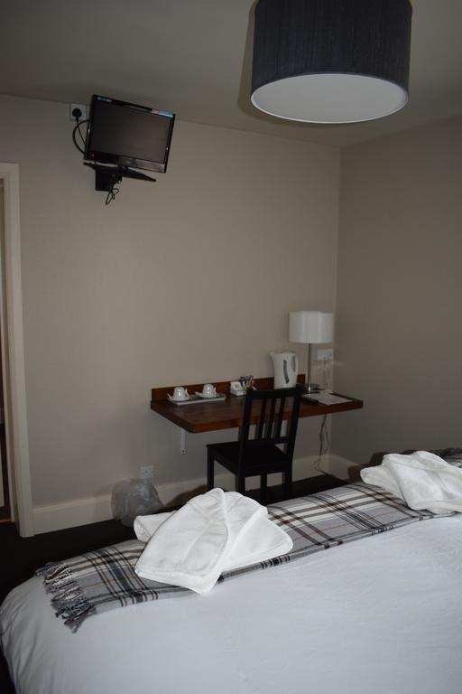 スケッグネス Woolpack Pub & Kitchen Bed & Breakfast エクステリア 写真